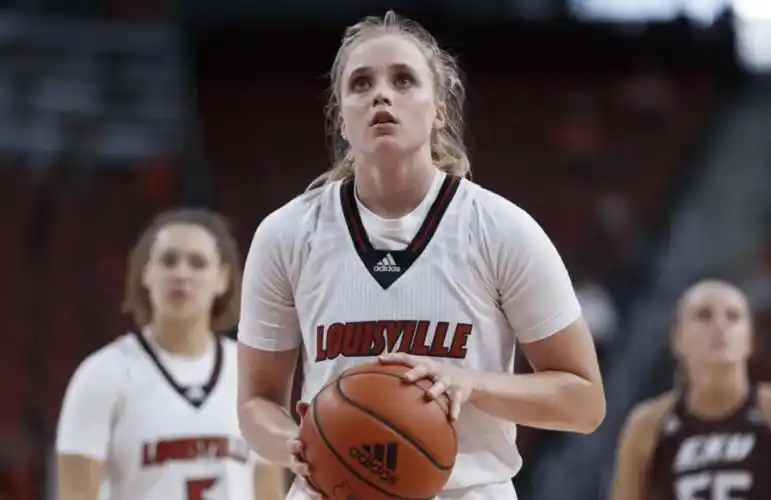 打3场报销全美篮球圈两大女神深爱的男人千万别沾惹上伤病啊