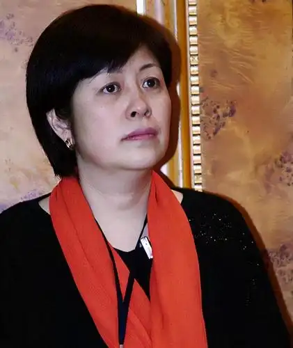 杨天真叫师父,"洗白"白百何捧红范冰冰,王京花到底有多"狂"_腾讯新闻