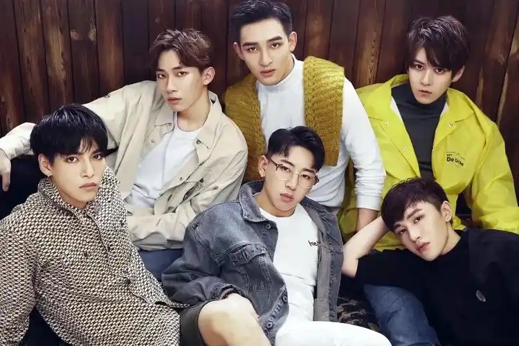 古早男团timez主唱刘冠希太了