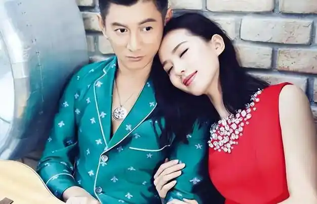 忍了十年的刘诗诗这次终于删掉了吴奇隆的所有联系方式