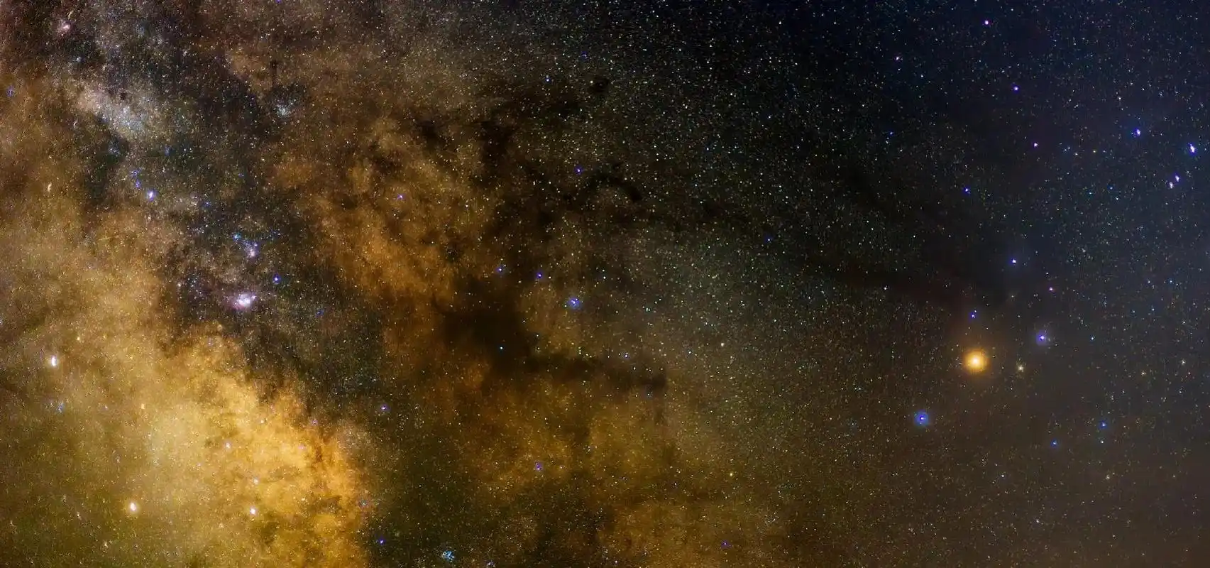 夏天的夜晚仰望星空,银河,星空,巨蟹座.#银河 #星空 #星 - 抖音