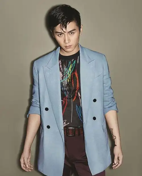 陈晓《vogue》时尚大片 奶油小生转型男_明星_美桌图片库