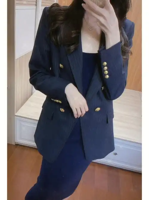 zara秋冬新款细条纹西装