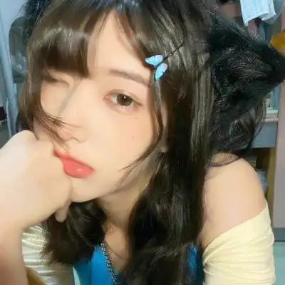 网络爆火女生头像