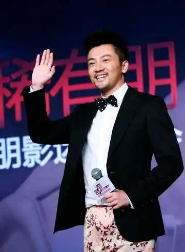 苏有朋笑称《密室2》没钱雇水军 澄清退出传闻