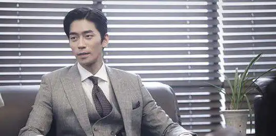 《来自星星的你》大结局 男二号腕表大揭秘