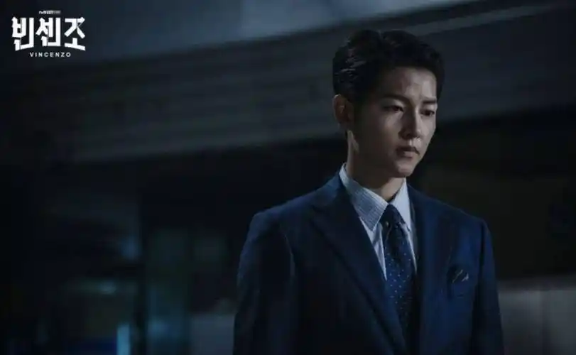 宋仲基《文森佐》西装穿搭帅出新高度!