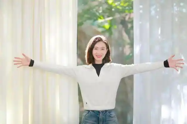 青创品牌创始人作家张萌自我提升的三把钥匙早起运动读书