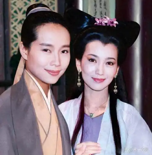 当年为何要让叶童演许仙时隔12年后赵雅芝说了当年的真正内幕