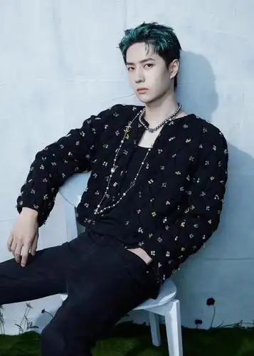 王一博潮流帅气迷人写真,图片大全,高清,图库-回车桌面