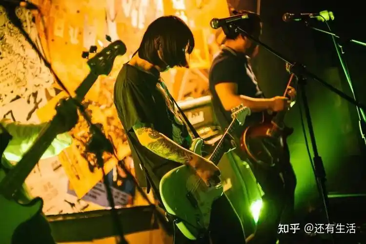 还有生活节丨乐队阵容剧透,一起去户外看演出吧 - 知乎