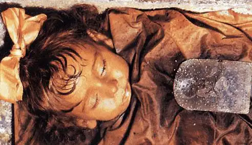 全球最著名五大千年"不腐尸", 栩栩如生, 中国的是那一具?