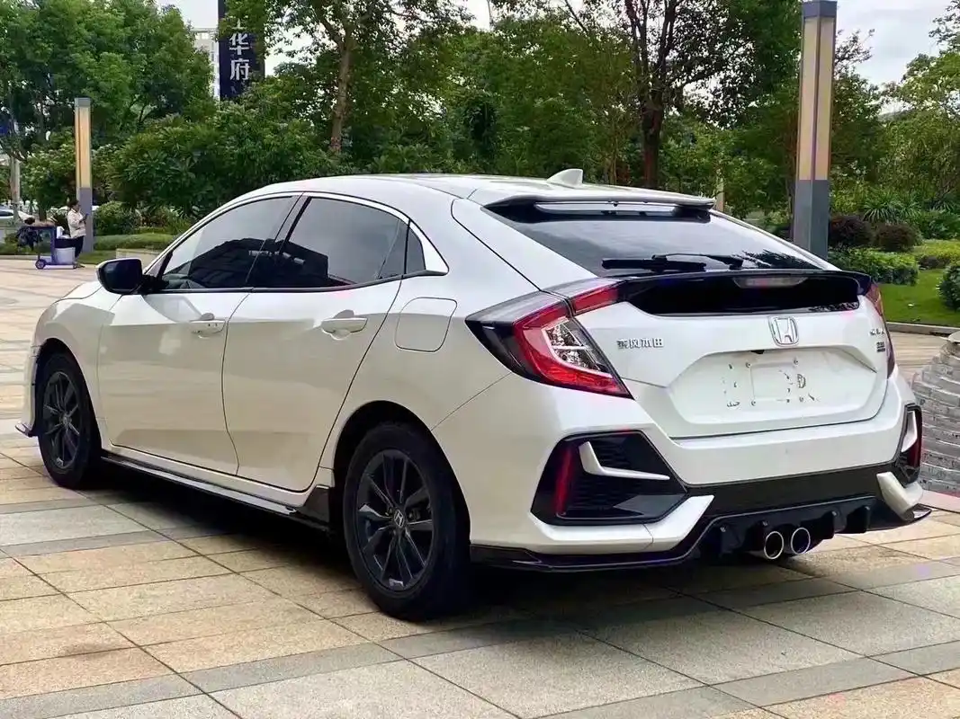 21年上牌本田两箱思域2021款hatc