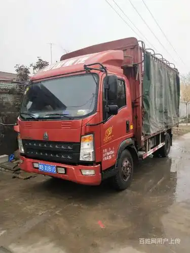 转重汽豪沃轻卡 二手4米2小高栏载货车 825轮胎