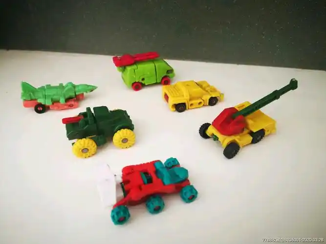 八十年代,老d变形金刚6个