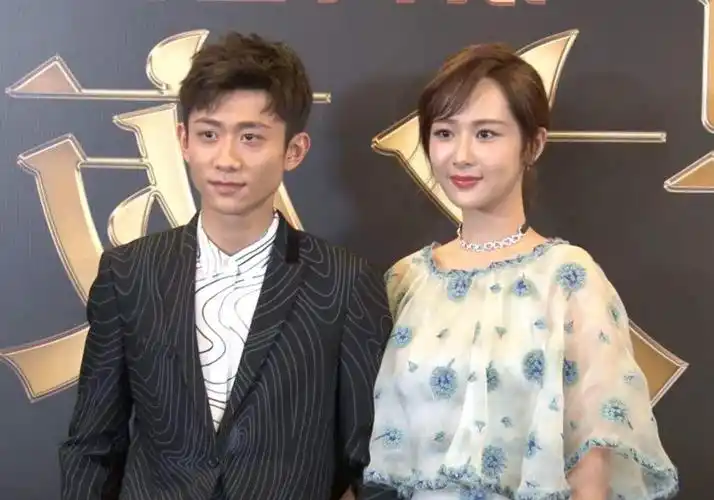 男女之间有纯友谊!这6对明星虽然没恋爱,却都把对方当成了亲人