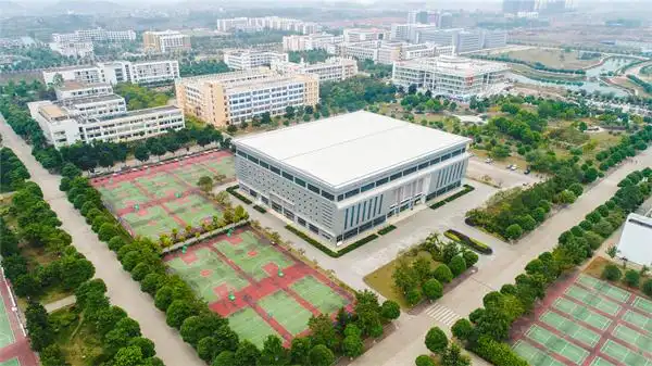 当前位置:>网站首页>>详细信息崇左师范学院体育场桂林"彰泰·春天"