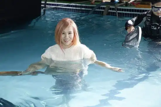 蔡健雅拍新歌mv水底诠释苦恋新专辑9月发行