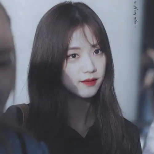 自调四闺女滤镜头像.