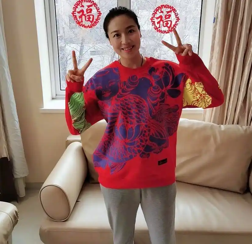 中国女排最美辣妈魏秋月产后15天恢复完美身材爱美女生太羡慕