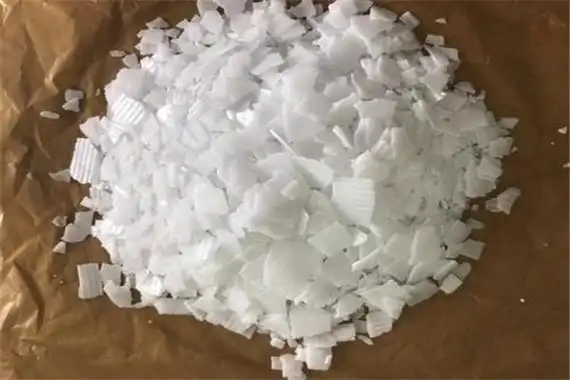 三,使用火碱注意事项