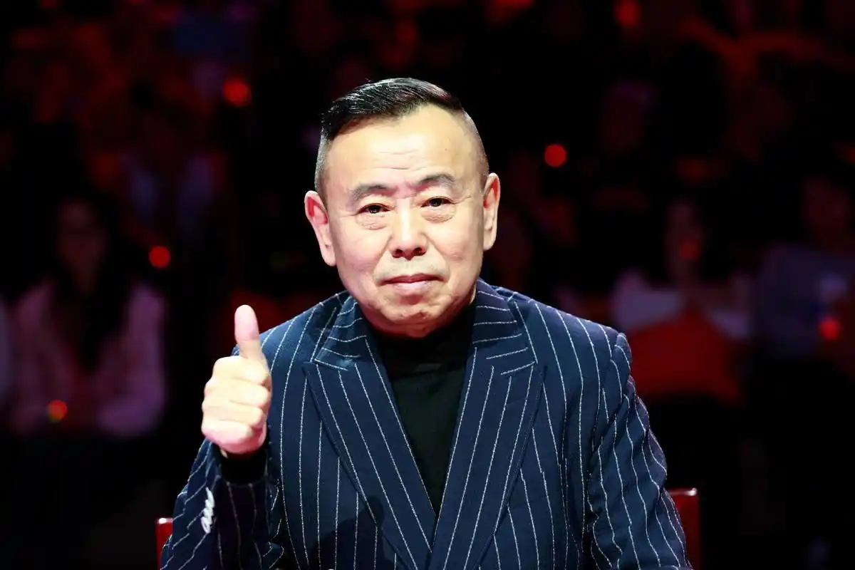 演烂片,搞直播,强捧子女:老演员的"风骨"都去了哪里?_潘长江