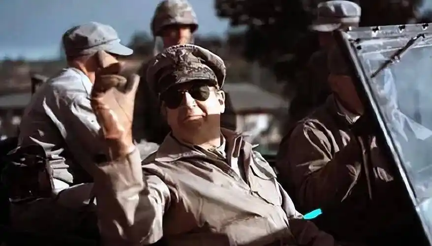 "原节子,为国家被献给麦克阿瑟,活到95岁却终生未婚_日本_德国_法西斯