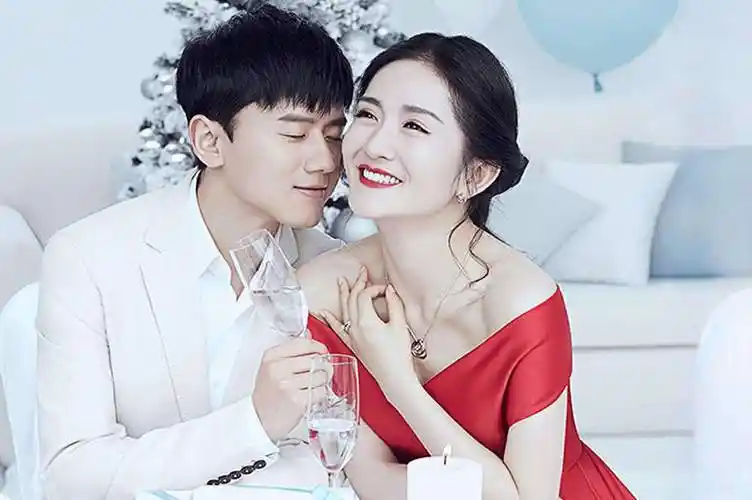 一脸凶狠力气大,同行张杰被吓到_腾讯新闻