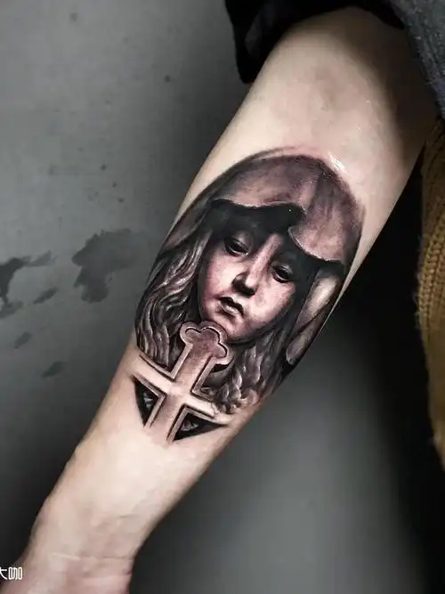 圣母玛利亚_纹身图案手稿图片_十七的纹身作品集