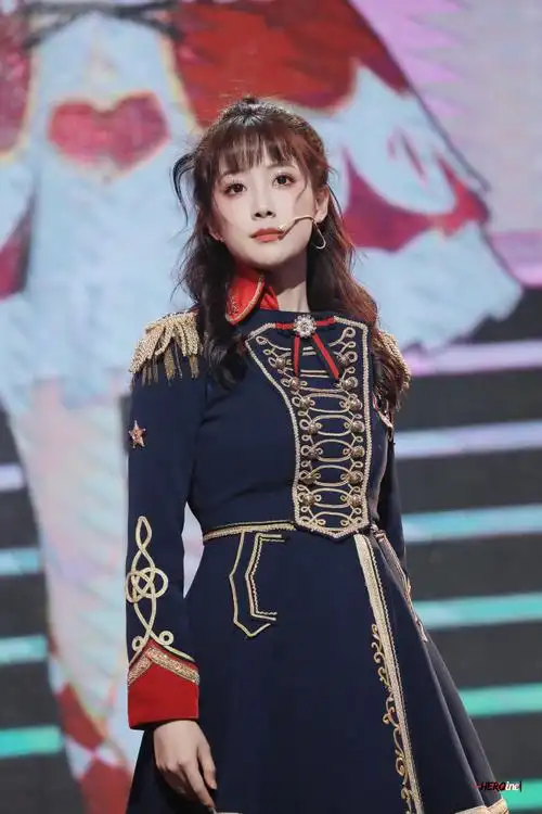 #李艺彤re:birth见面会#