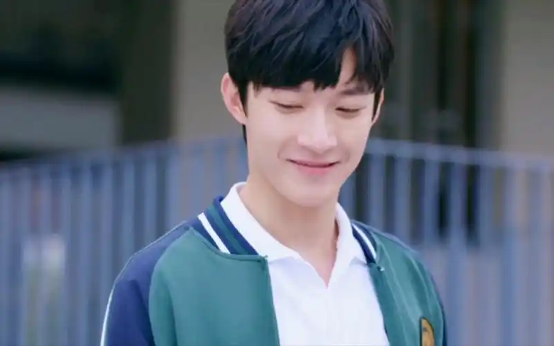 【曹恩齐】好喜欢姜海学长的括弧笑【反转人生】