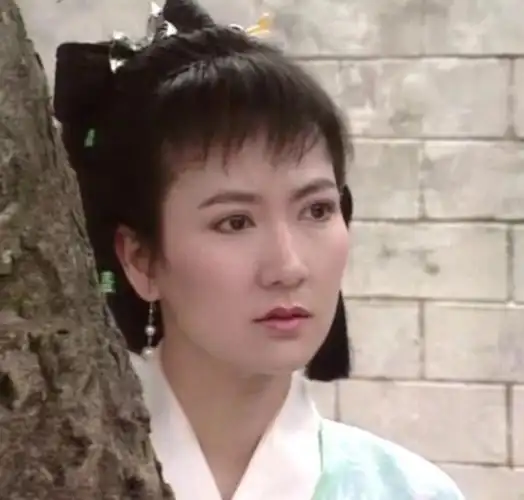 童年悲惨又婚姻不幸,出演小青被人熟知,晚年的陈美琪收获了幸福