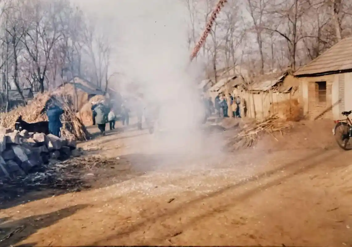 农村生活 #怀旧 #珍贵影像 #回忆 #情怀 ,八十年代临 - 抖音