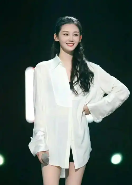 郑恺说自己还没和苗苗拍婚纱照##非诚勿扰