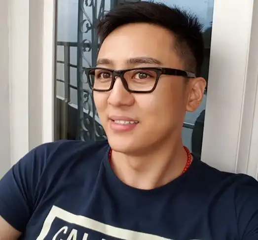 程成终于不再沉默说出与方琼的另一种关系难怪至今47岁没结婚