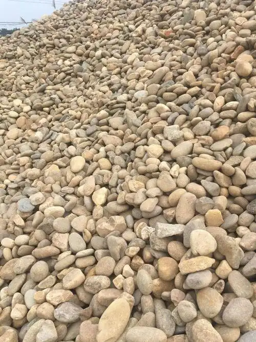 拳头大小的鹅卵石图片中山鹅卵石批发河卵石厂家8