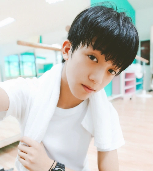 疑前tf家族班长黄宇航小号发文回忆2012成练习生的点滴