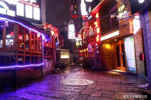 长沙最有"情调"的酒吧街,名字很霸气,实际上却很文艺_手机搜狐网