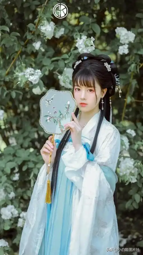 210323赏心悦目娇羞的汉服小姐姐