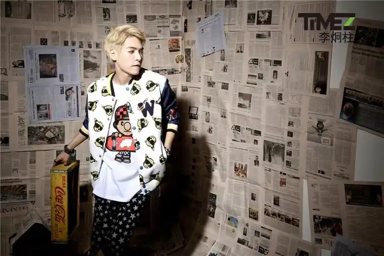 timez李炯柱青春系写真曝光尽显青春活力