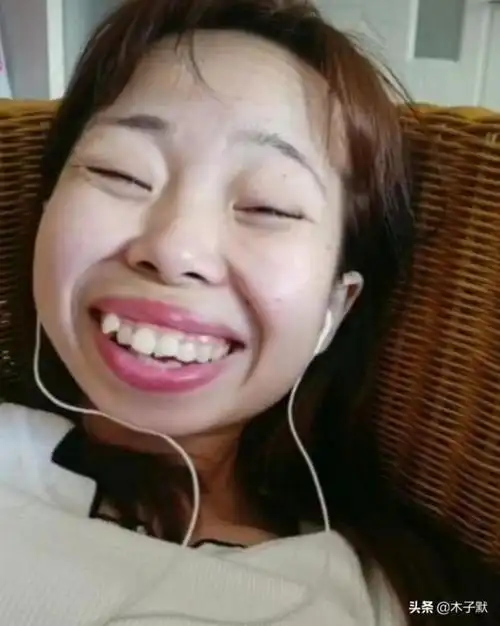 快手嘴巴嘟嘟姐(嘟嘟姐被抖音快手全面封杀)