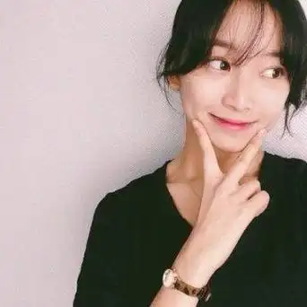 素颜美女生活照真人头像