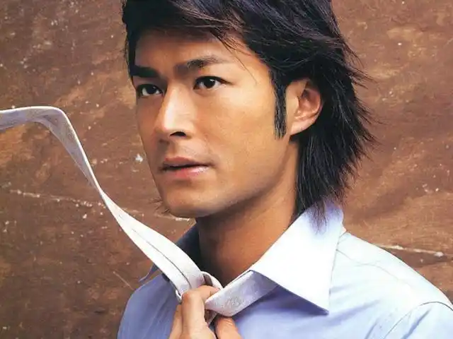 古天乐 港式男神 古铜色的皮肤显得更有男人范