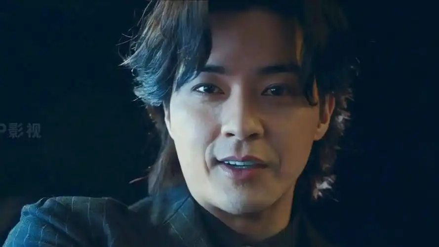 金智勋,这个男人怎么越老越帅啊,芭蕾复仇曲里面明明是bt反派啊,怎么