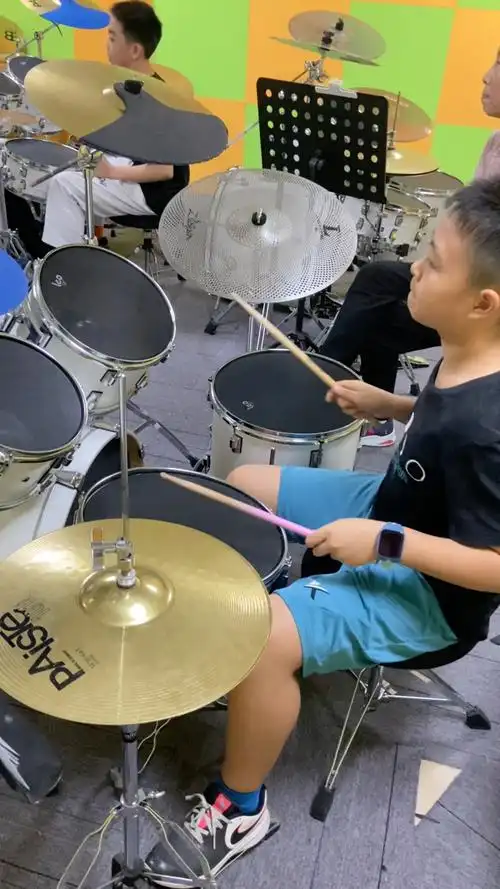 一起学打鼓 每一分努力都有不一样的收获~架子鼓~希望能从兴趣变成