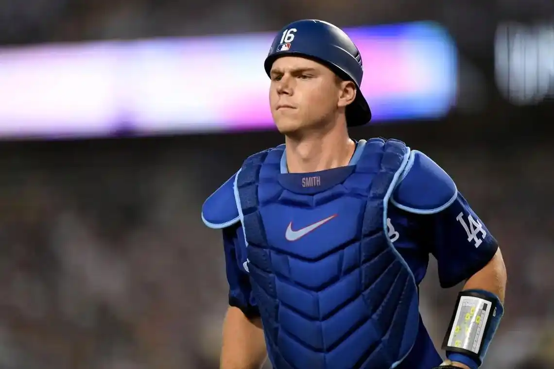 道奇与捕手smith签十年大约