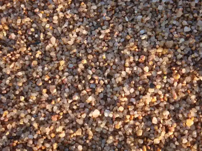 短语 1. 沙砾培养 gravel culture;2. 沙砾质土 沙子和碎石.