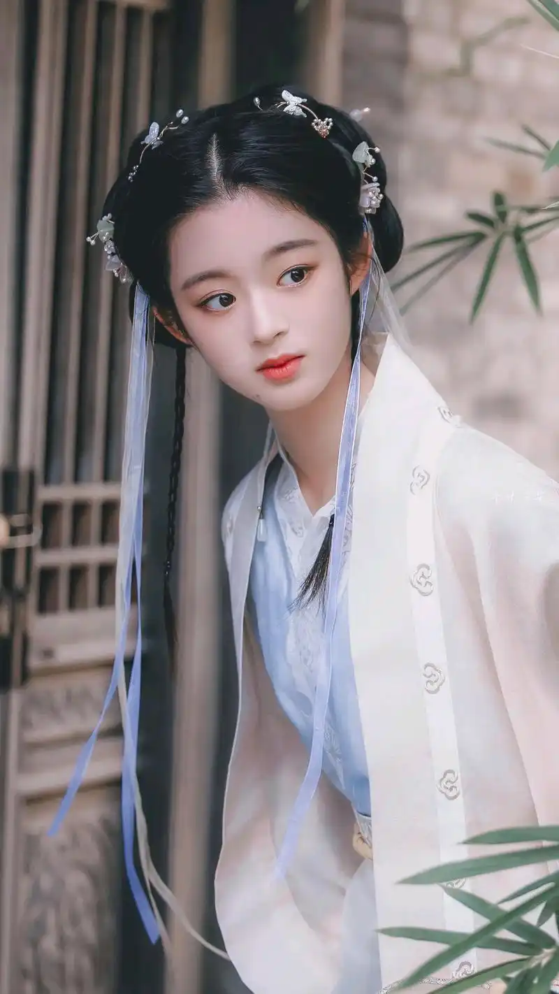 精美图集|黄杨钿甜精致甜美,未来可期