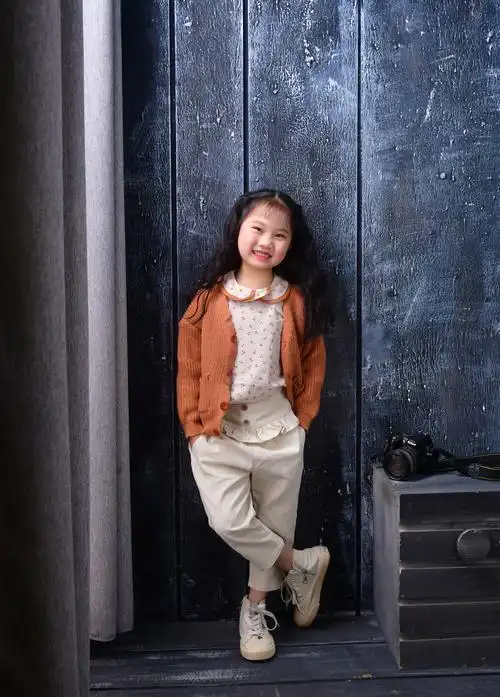 快乐宝贝儿童摄影的儿童摄影作品《6岁小女孩》