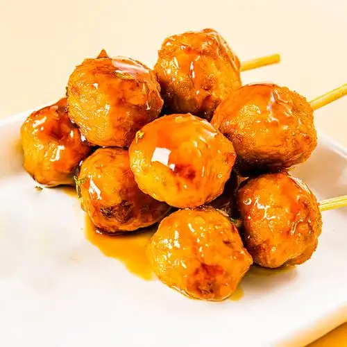 鸡肉华都小丸子低脂健身串烤脆骨丸串加热即食鸡肉丸